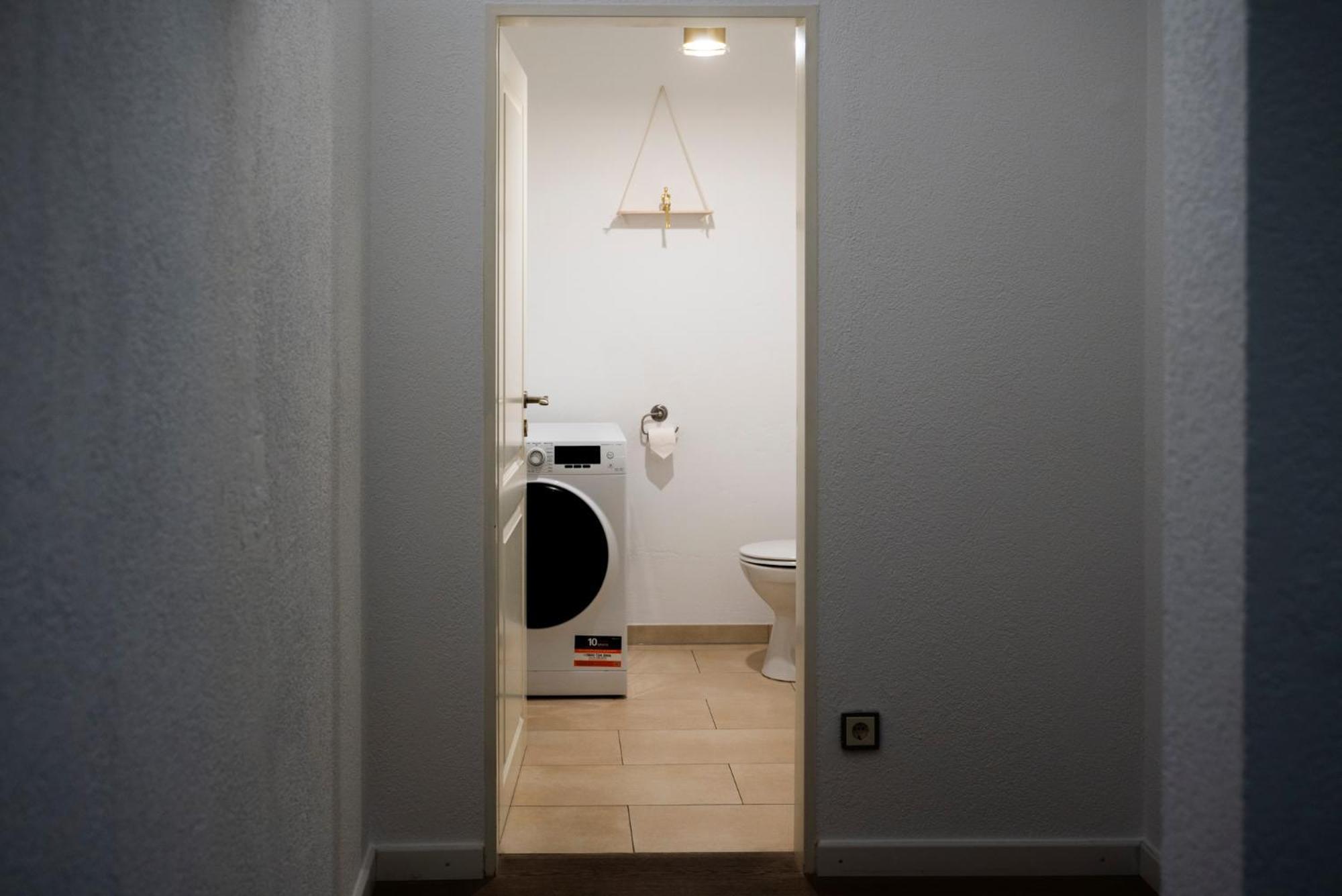 Apartmán 130M2 Loft - Balkon, Smart Tv, Badewanne, Kaffee Rosenheim Exteriér fotografie