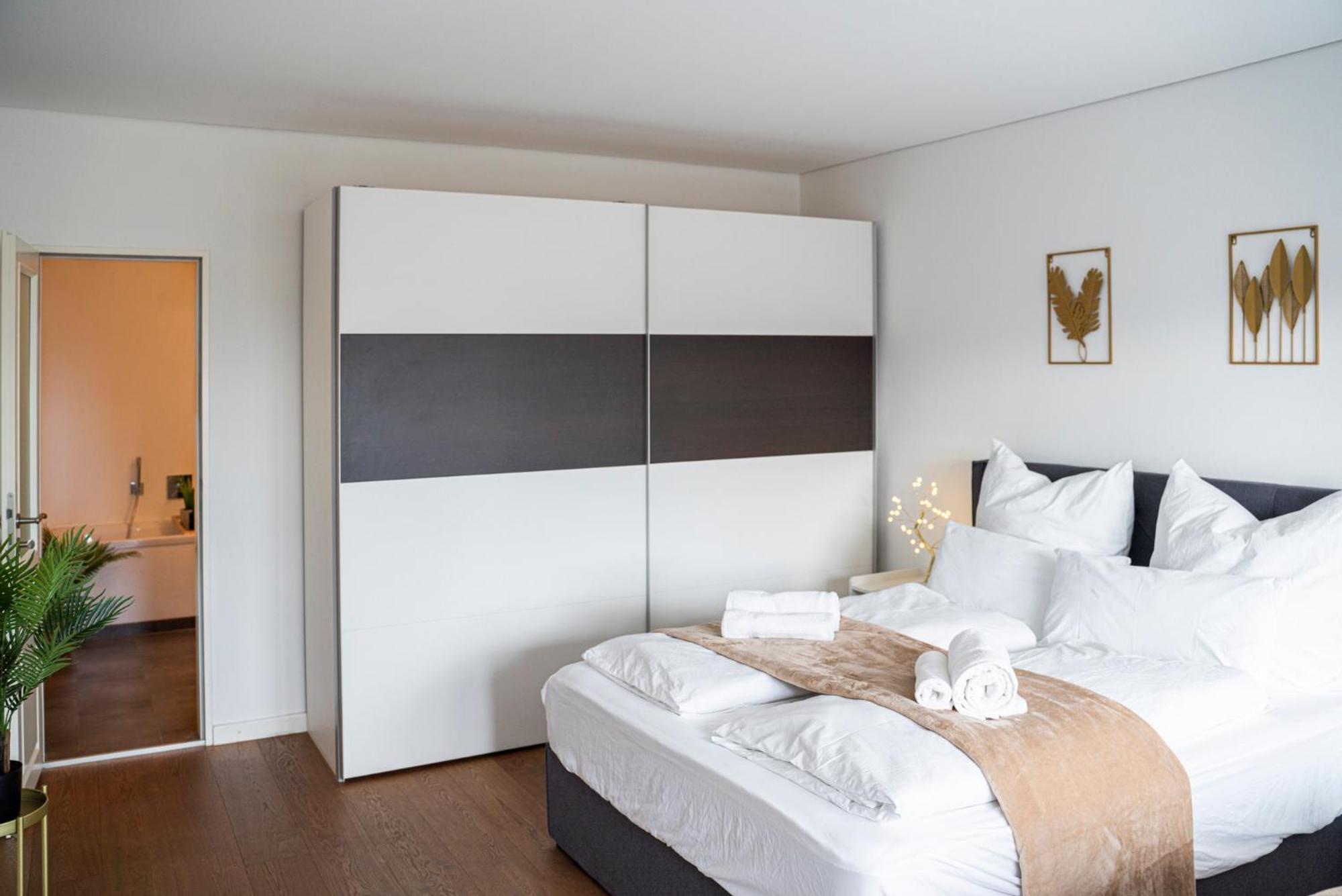 Apartmán 130M2 Loft - Balkon, Smart Tv, Badewanne, Kaffee Rosenheim Exteriér fotografie
