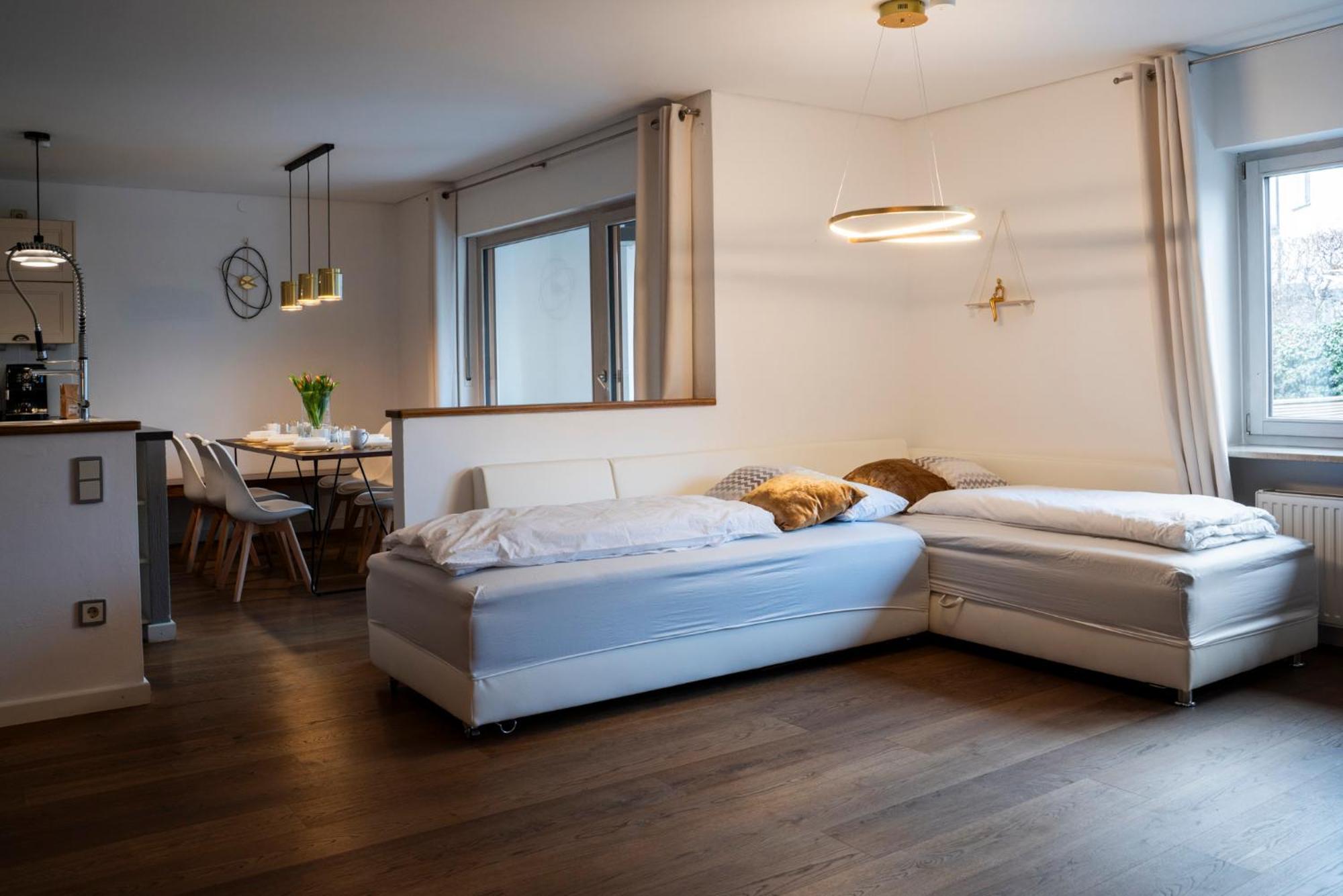 Apartmán 130M2 Loft - Balkon, Smart Tv, Badewanne, Kaffee Rosenheim Exteriér fotografie