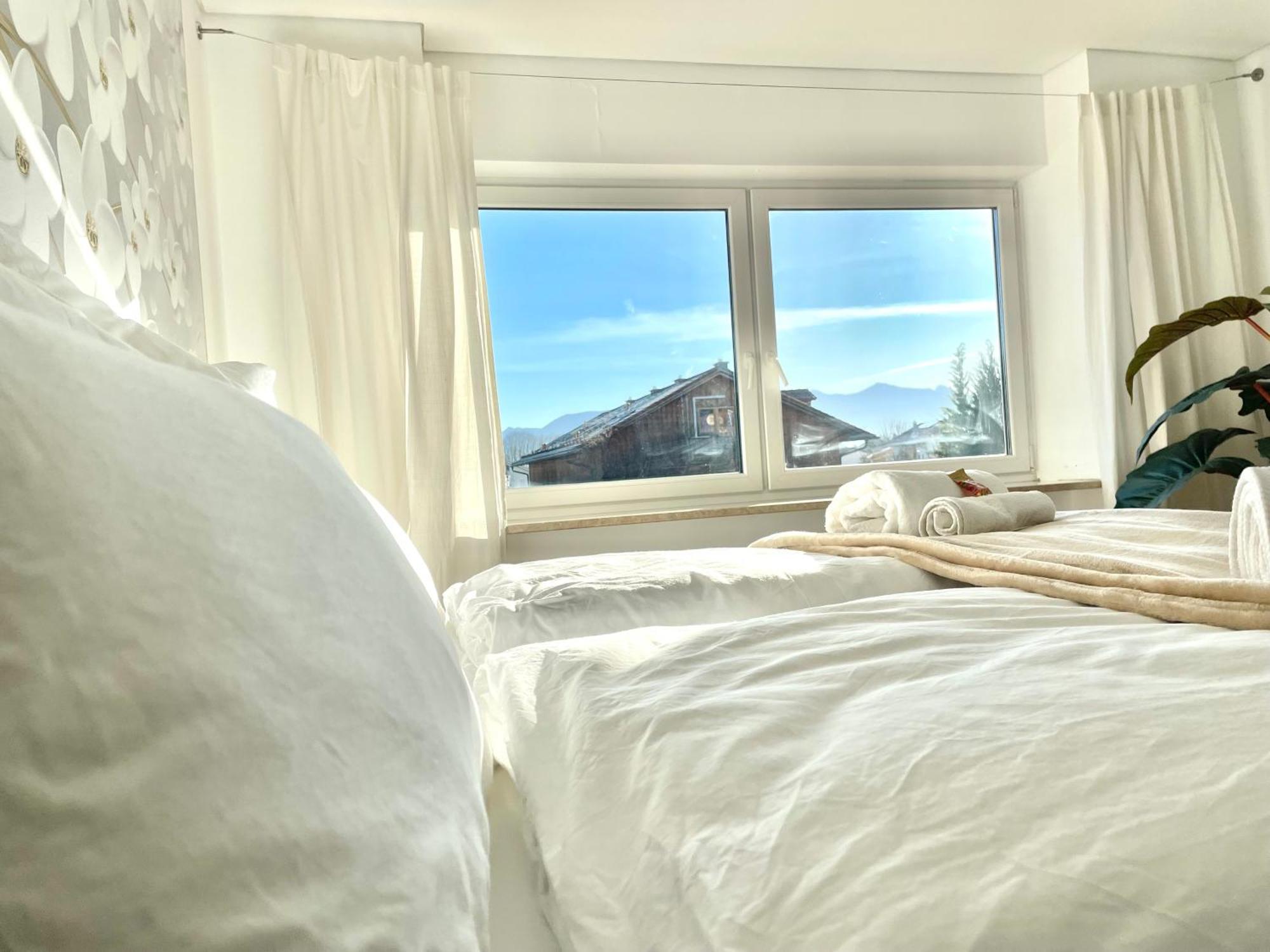 Apartmán 130M2 Loft - Balkon, Smart Tv, Badewanne, Kaffee Rosenheim Exteriér fotografie